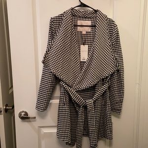 ReVamped Outerwear Houndstooth Coat